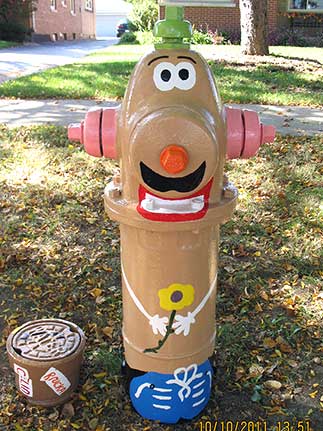 128 S. Wisconsin - Potato Head